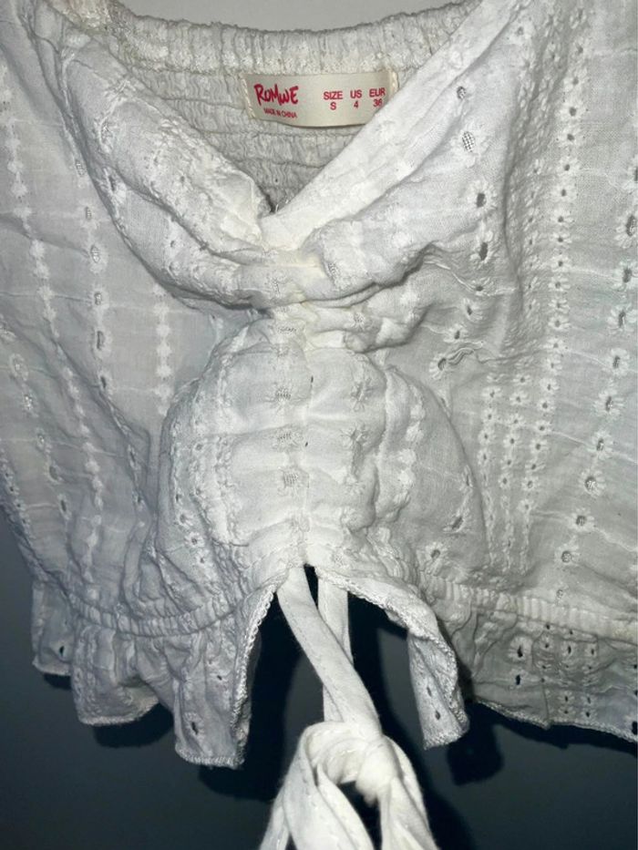Blouse blanche courte - photo numéro 4