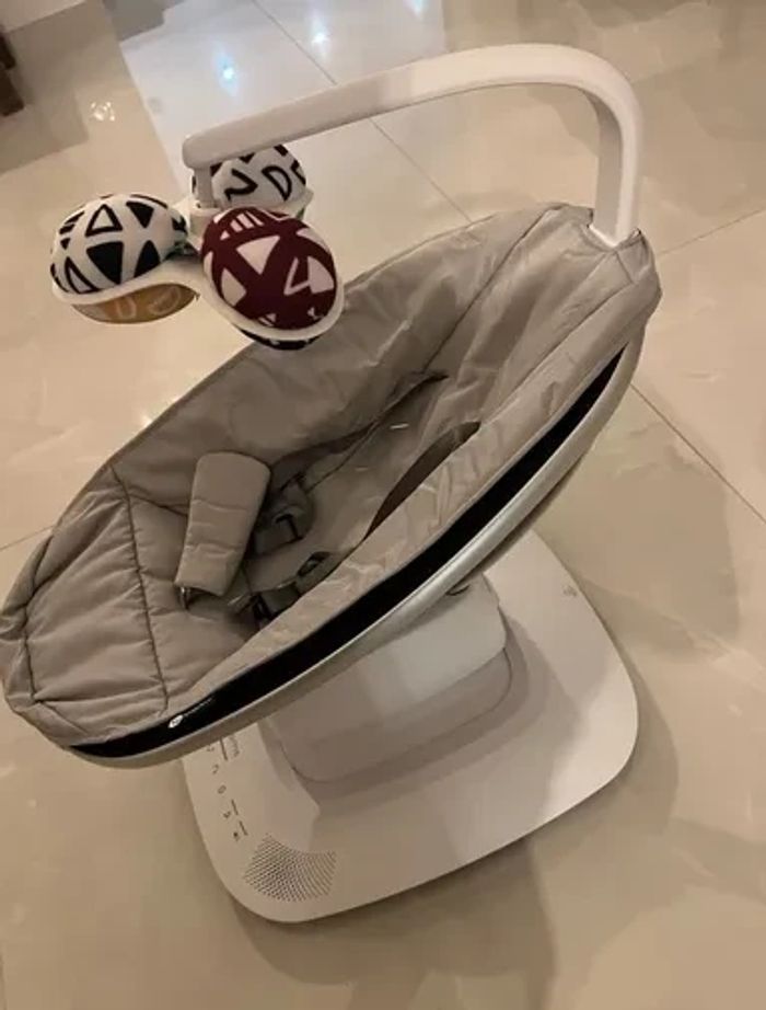 Balancelle mamaroo 5 - 4 moms - photo numéro 2