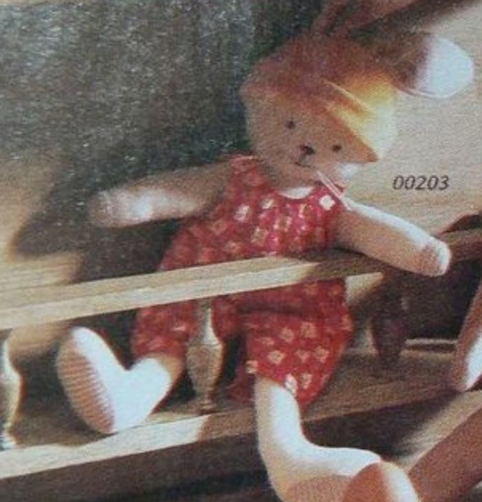 Lapin Corolle doudou peluche A réserver contact avant achat lapin Corolle An 2000 d'occasion 00203 Photo sur demande