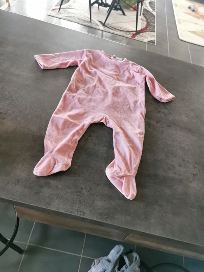 9 pyjamas - photo numéro 8