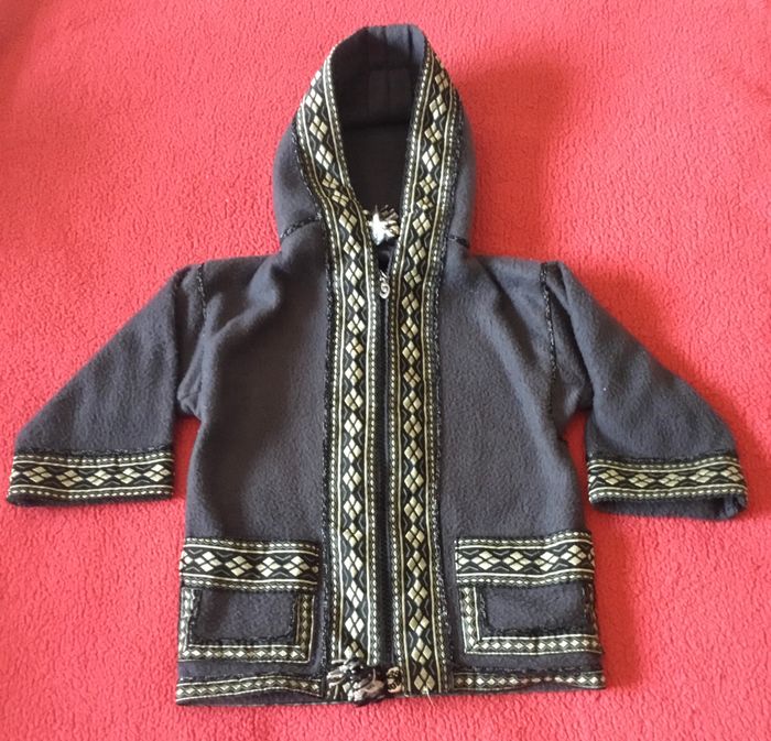 Poncho taille 12/18 mois