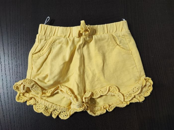 Short fille - photo numéro 2