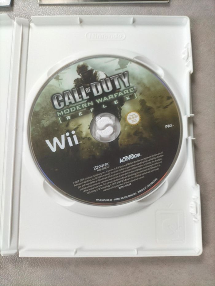 Call of Duty : Modern Warfare – Édition Réflexes (Wii) - photo numéro 5