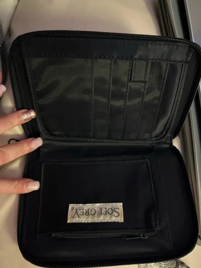Gros collier avec son étui et un petite mallette de transport offerte - photo numéro 6