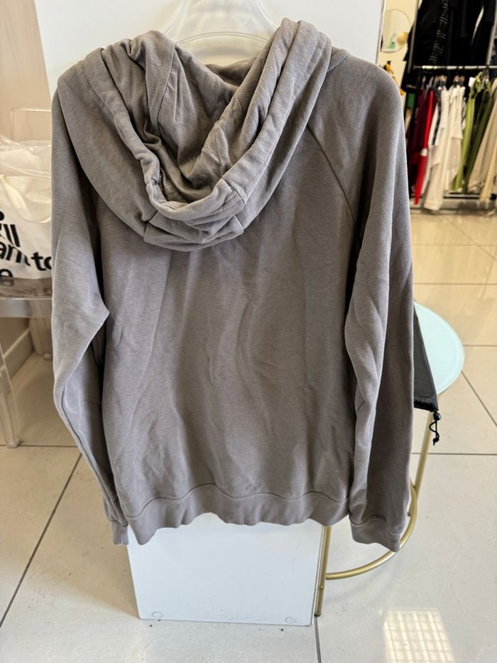 Pull Nike à capuche avec poche kangourou - photo numéro 3