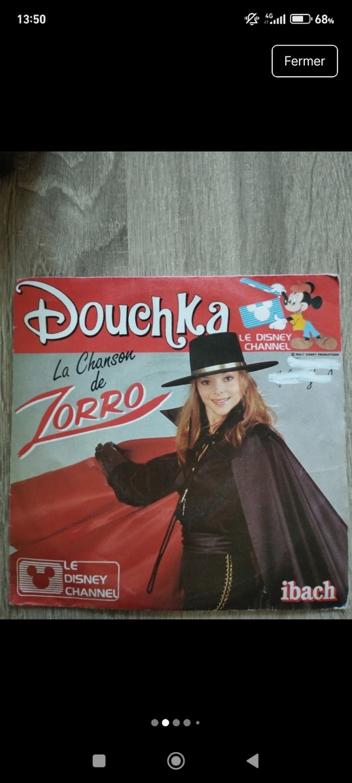 Vinyle 45 tours Douchka ZORRO (Disney)