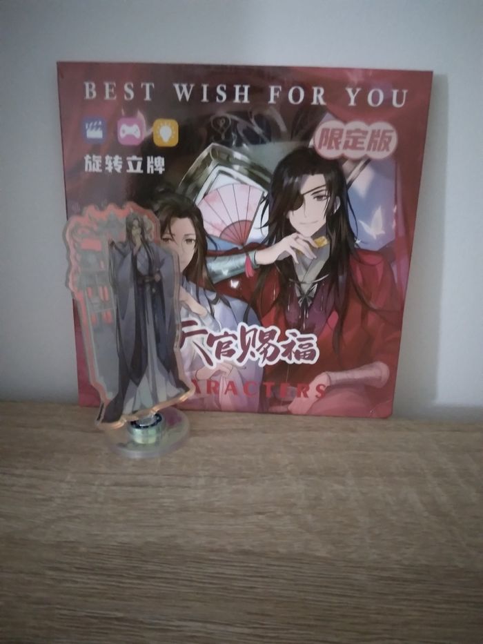 Stand acrylique heaven official blessing