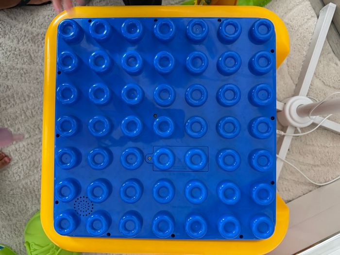 Chicco table d'activité lego - photo numéro 3