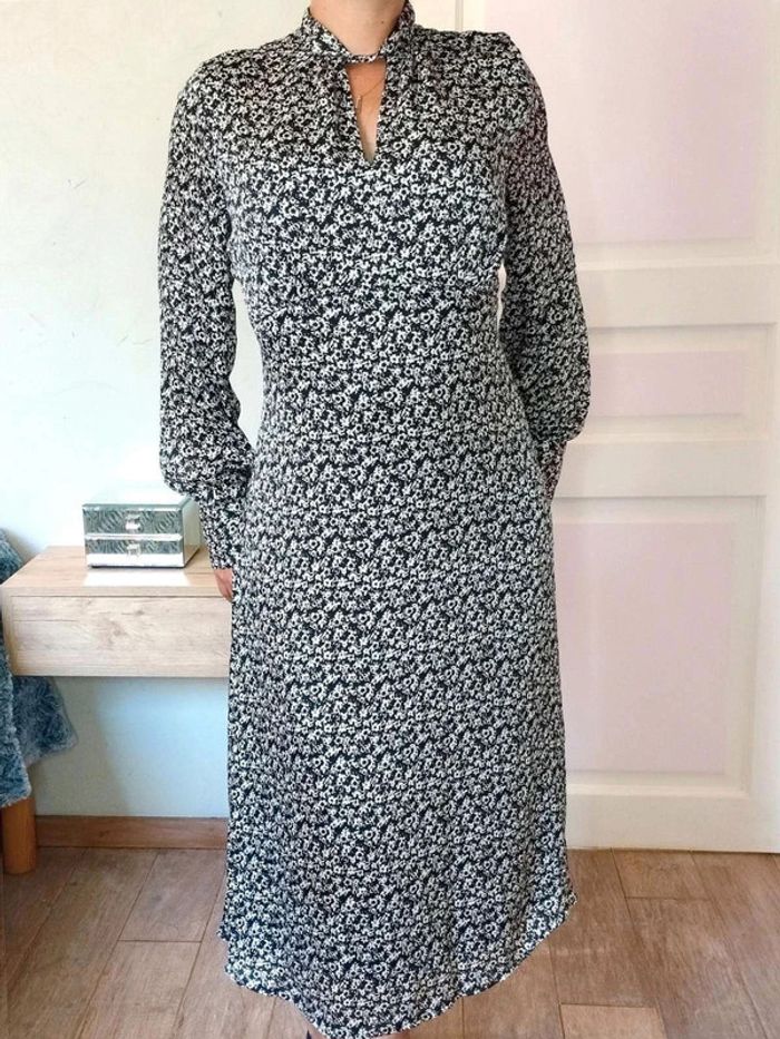 Robe fleurie   -  Camaïeu  - 36  -  Comme Neuve