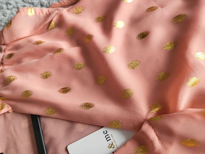 Blouse sans manches rose/corail à pois dorés - photo numéro 2