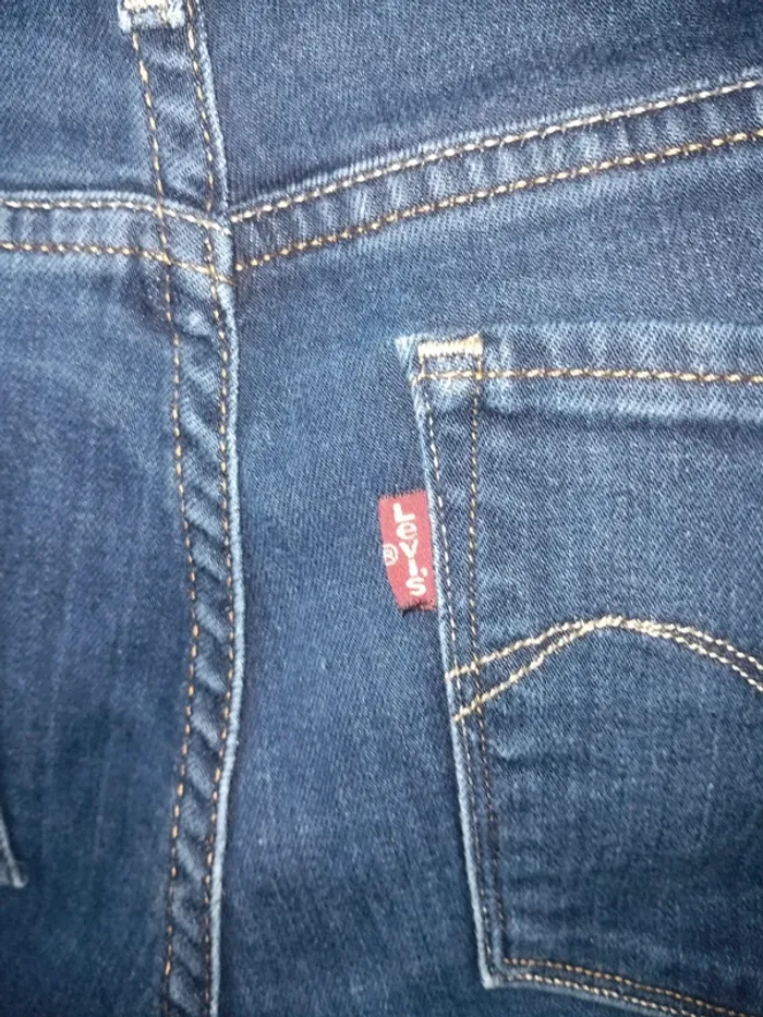 Jean Levi’s Slim Femme taille 36/38 - photo numéro 4