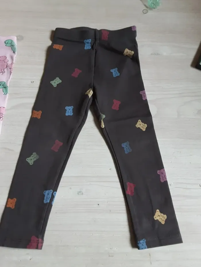 2 legging chien et gummi bears T. 98cm (2-3 ans) - photo numéro 4