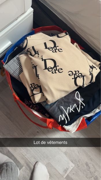 Lot de vêtements femme