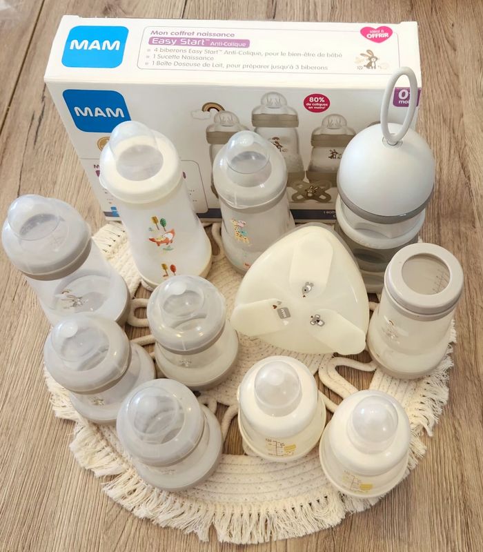 Gros lot de Biberons bébé Mam Gris Beige
