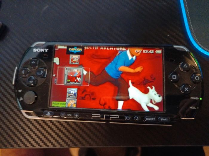 Cartes mémoire micro SD 64go pour PSP vendu flash avec 50 jeux PSP près à jouer - photo numéro 3