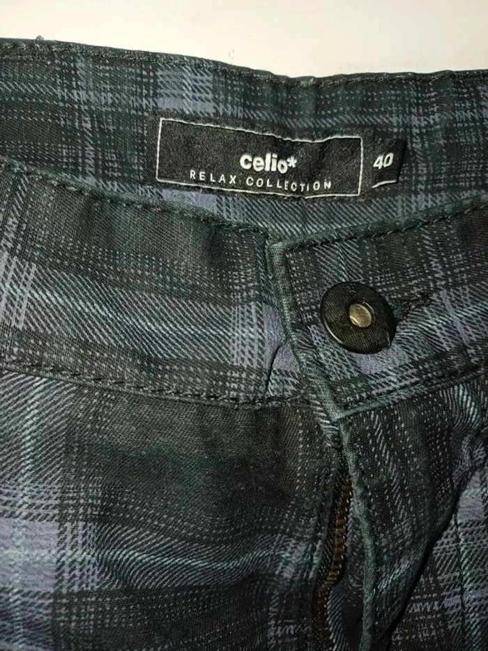 Superbe Bermuda homme taille 40 - photo numéro 4