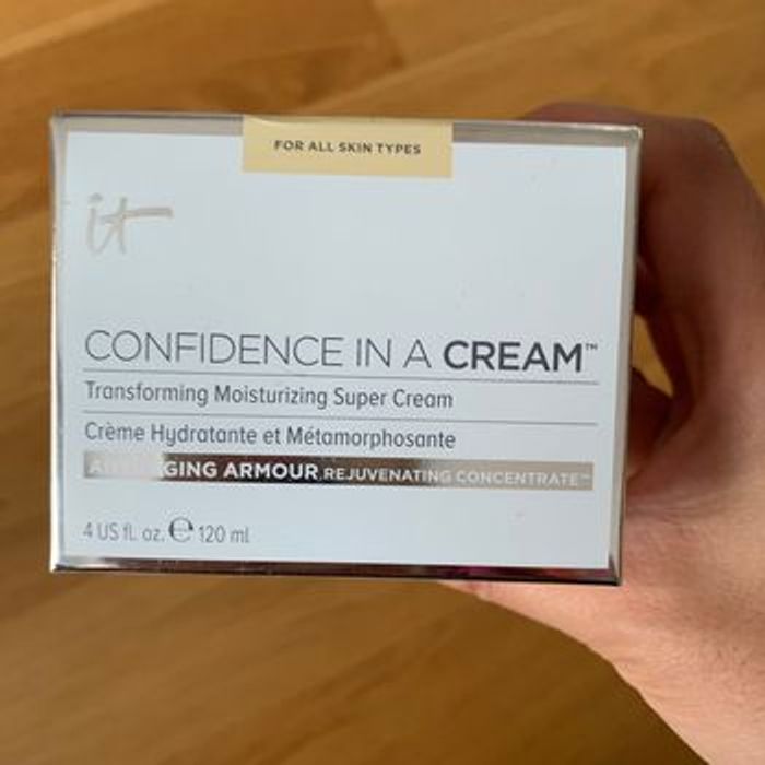 It cosmetics confidence in a cream XL 120ml