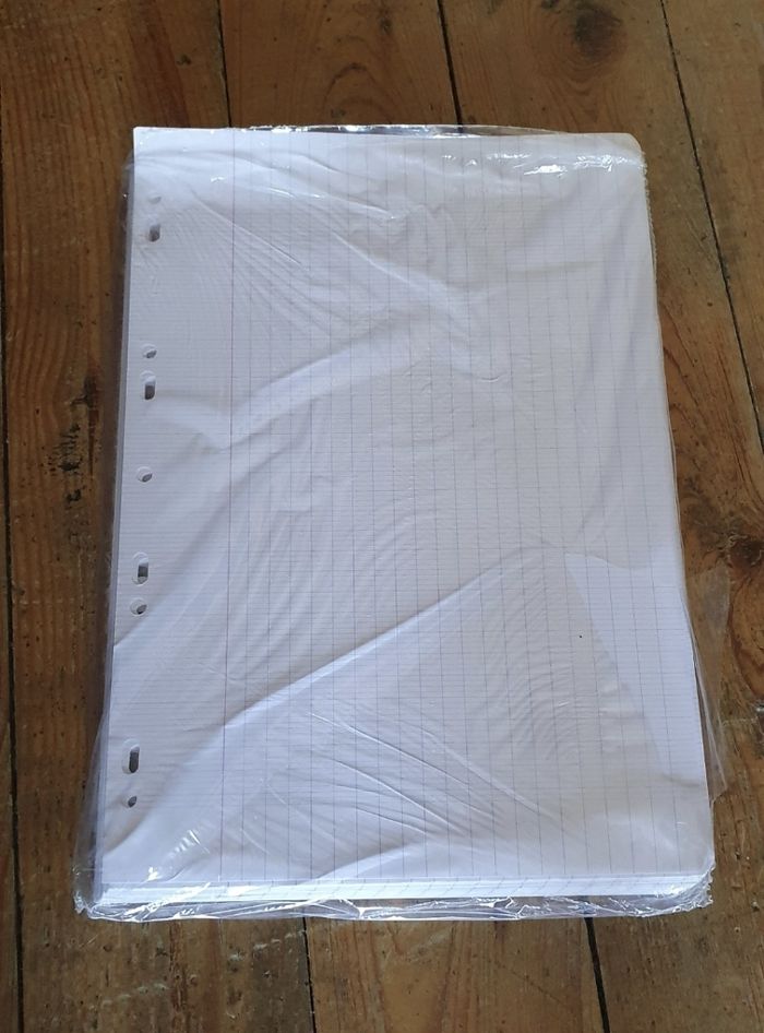 Paquet de feuilles à grands carreaux simples grand format