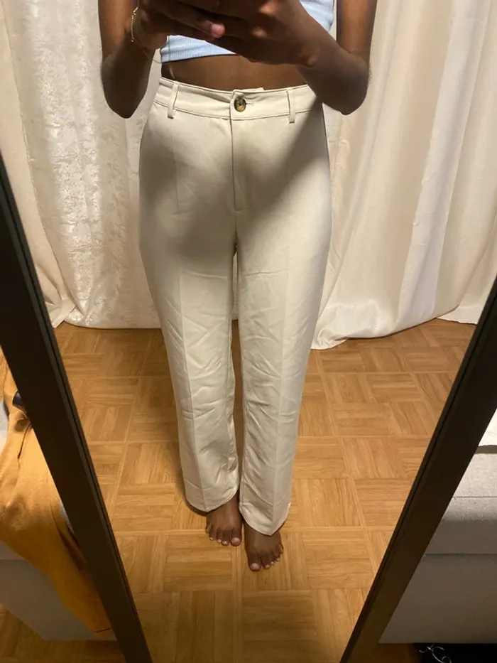Pantalon beige - photo numéro 2