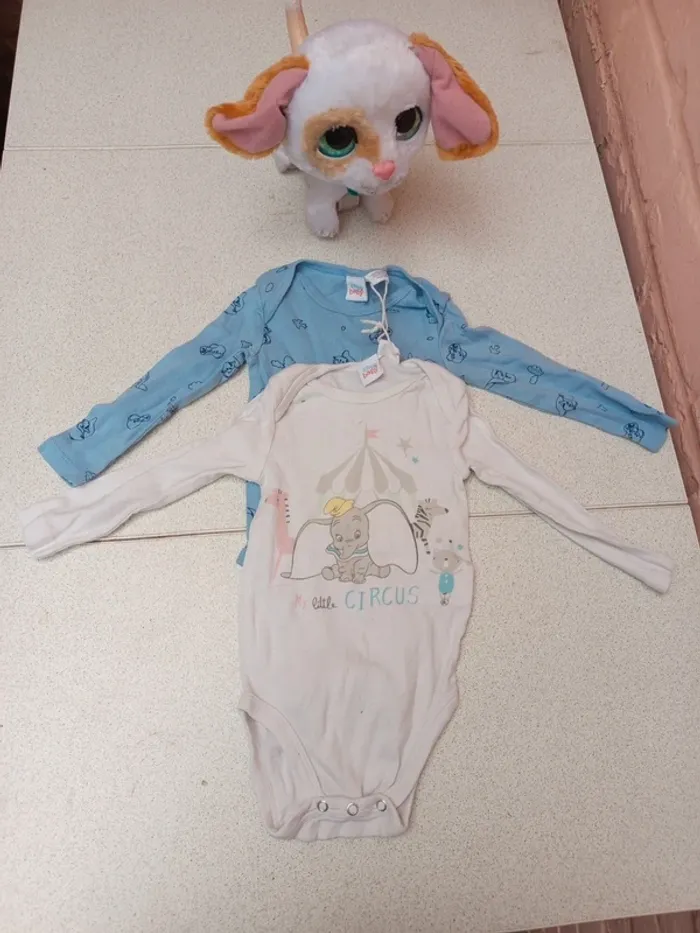 Lot bodies longue manche bumbo 3/6mois