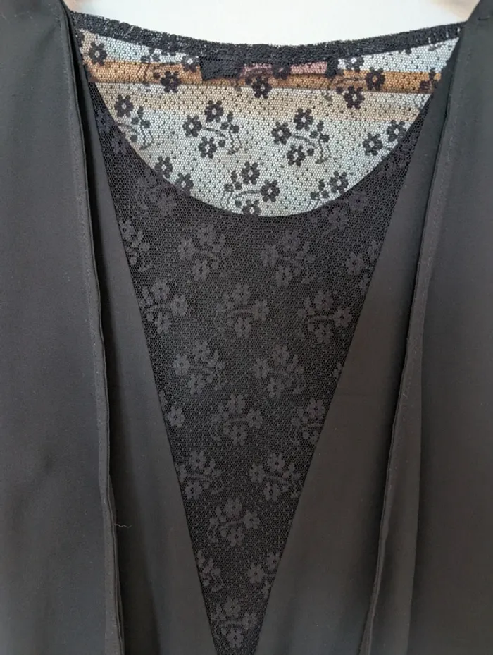 Robe courte sans manches - photo numéro 4