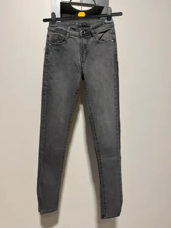 Jean gris pour enfant 16 ans