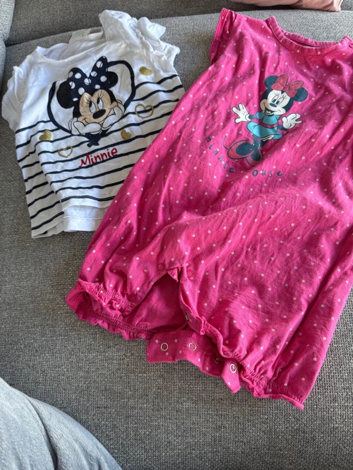 Lot Disney t-shirt + combishort - photo numéro 3