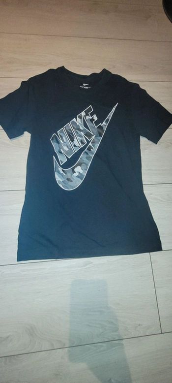 T-shirt Nike