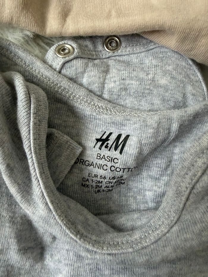 Lot bodies h&m - photo numéro 2