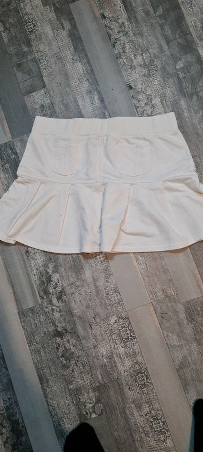 Jupe blanche - photo numéro 2