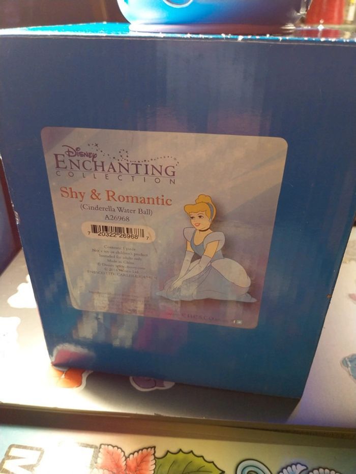 Grande snowglobe disney cendrillon marque disney enchanting - photo numéro 3