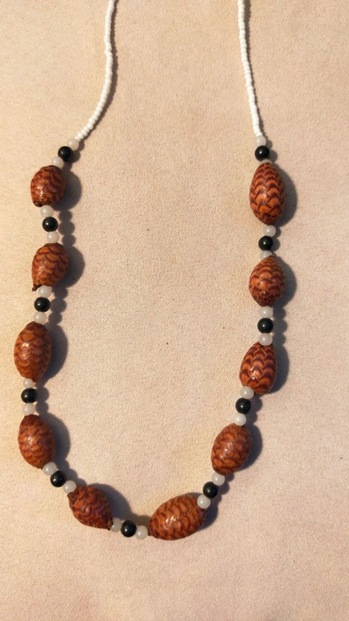Collier ethnique perles naturelles – Collection Terres d’Ailleurs - photo numéro 4