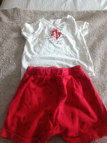 Ensemble tee shirt et short