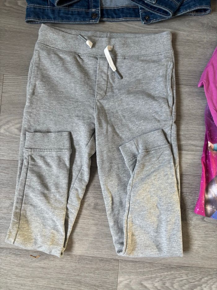 Lot vêtements fille 10 ans - photo numéro 3