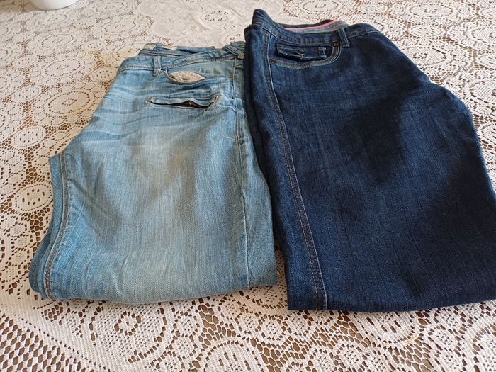 2 jeans femmes Taille 42