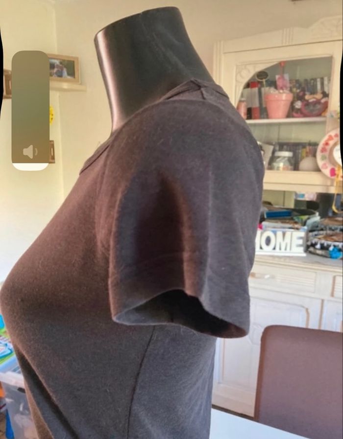 T-shirt sport manches courtes TRÈS BON ÉTAT pour femme taille 40 couleur noir - photo numéro 4