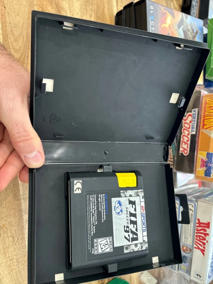 Fifa 97 - SEGA Megadrive - photo numéro 7