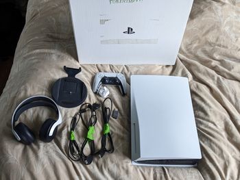 Sony PlayStation 5 Disc Edition Console Blanche 825 Go + Jeux/casque (avec boite)
