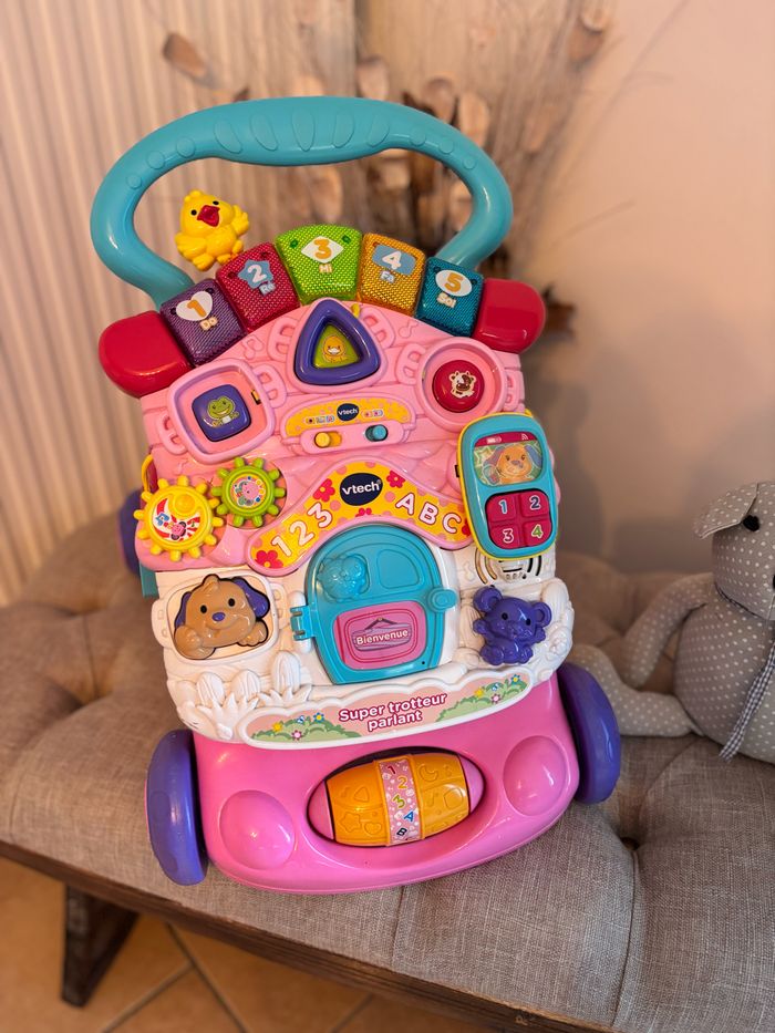 Trotteur vtech bébé
