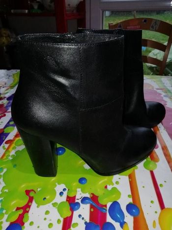 BOTTINES NOIRES