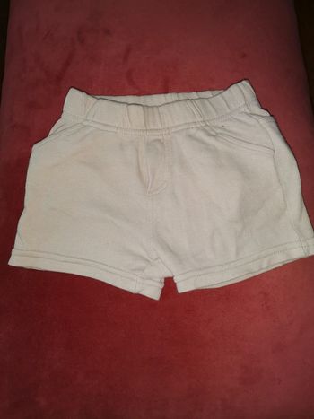 Short 6 mois beige in extenso