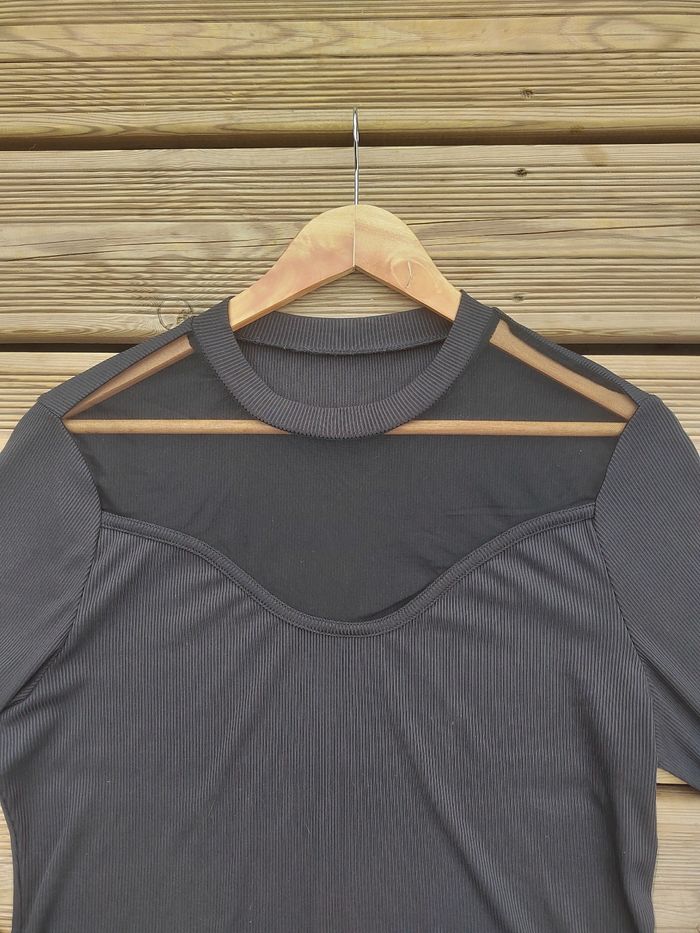 T-shirt femme noir en tulle côtelé transparent – Shein – Taille 46 – Top chic tendance - photo numéro 3