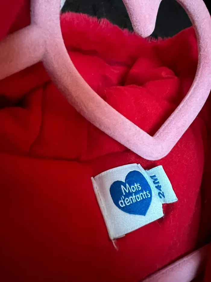 Veste en fourrure rouge - photo numéro 3