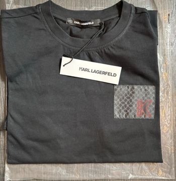 T-shirt Karl Lagerfeld à  manches courtes taille M