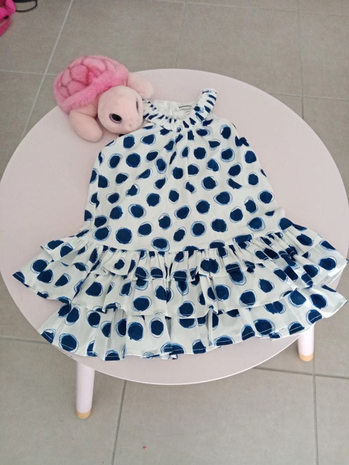 Très jolie robe 18/24 mois