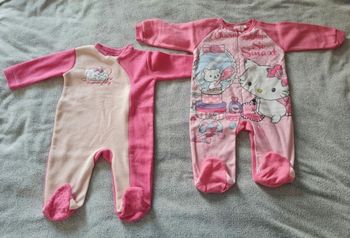 Lot de 2 grenouillères fille 12 mois Hello Kitty