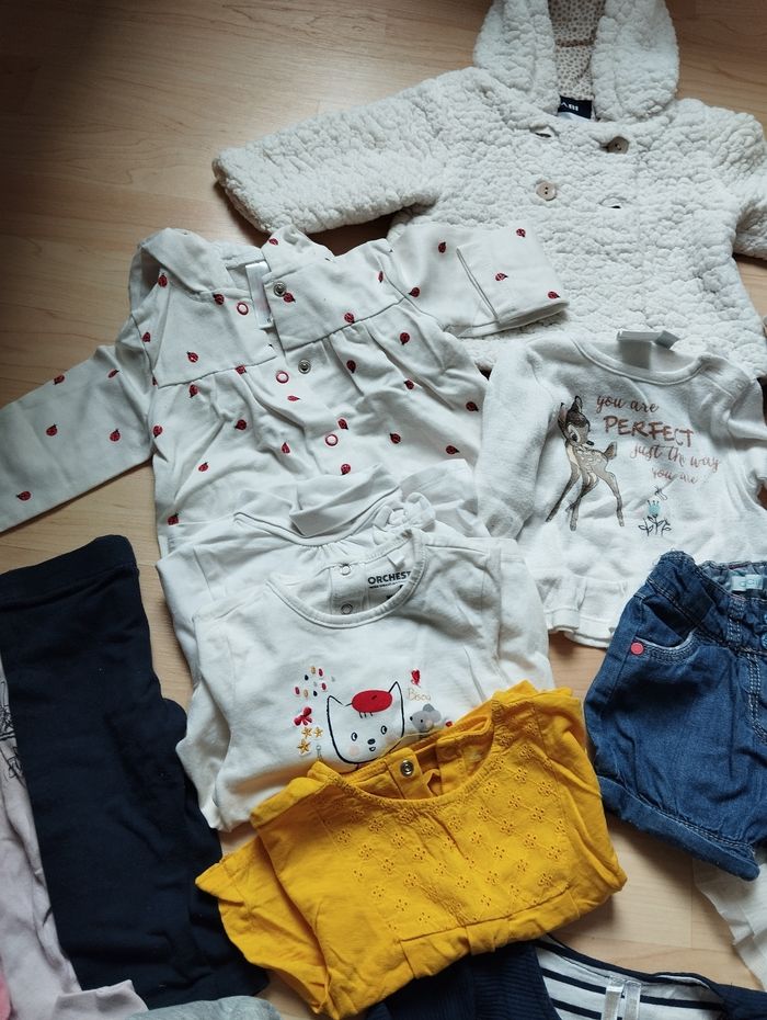 Lot vêtements fille 6 mois - photo numéro 3