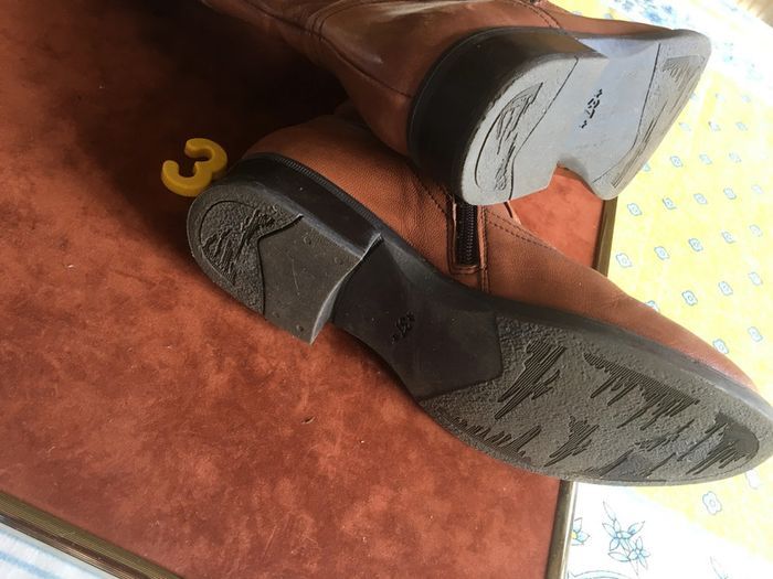 Bottes cuir - 37 - photo numéro 4