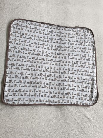 Plaid bébé lapin hérisson