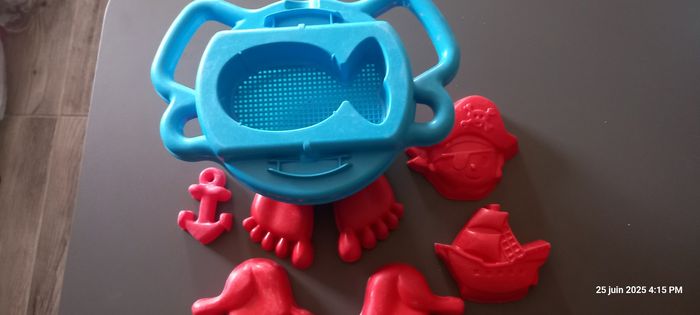 Jouets  de plage - photo numéro 2